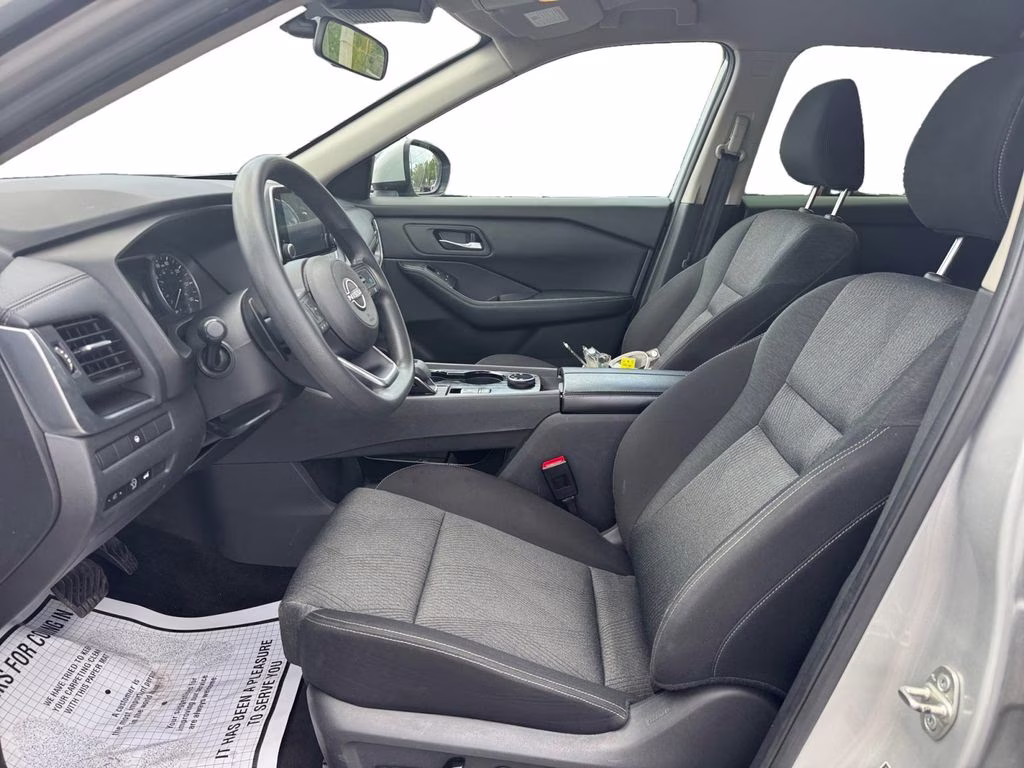 2024 Brilliant Silver Metallic Nissan Rogue SV AWD SUV