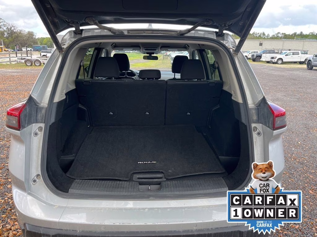 2024 Brilliant Silver Metallic Nissan Rogue SV AWD SUV