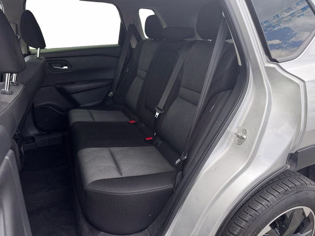 2024 Brilliant Silver Metallic Nissan Rogue SV AWD SUV