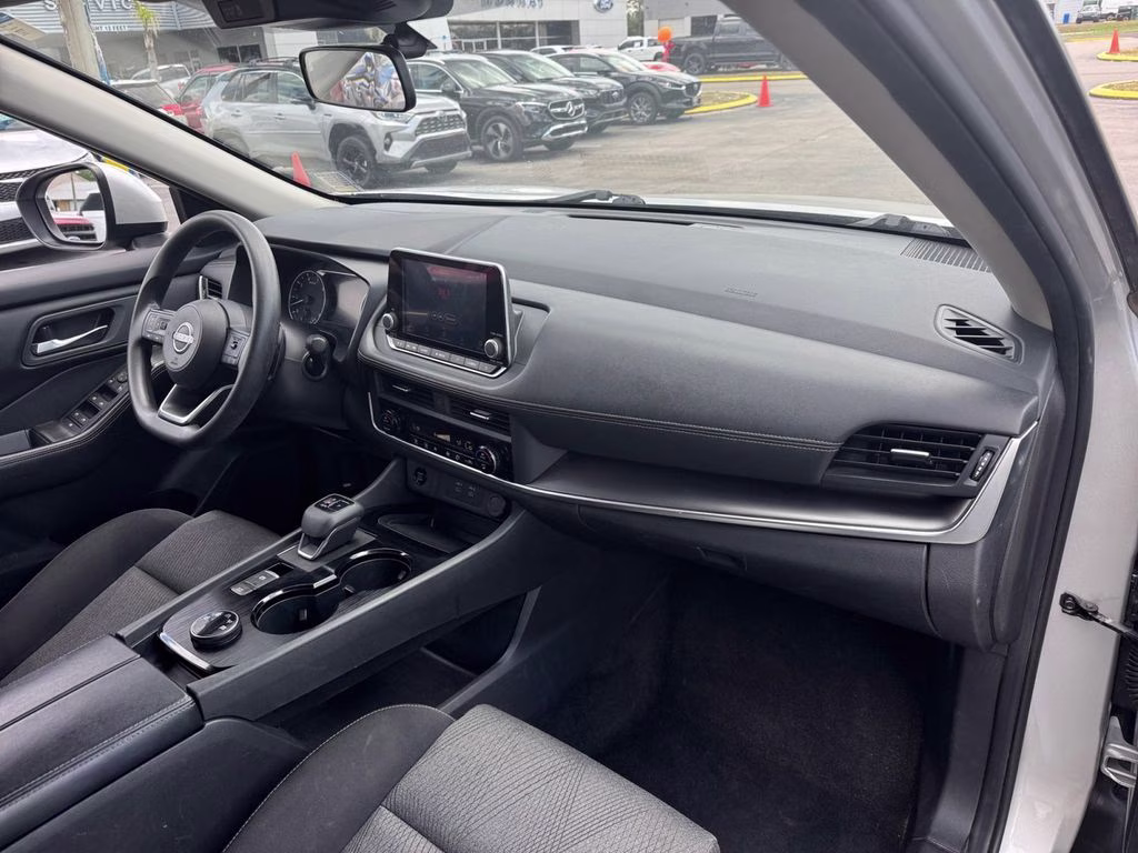 2024 Brilliant Silver Metallic Nissan Rogue SV AWD SUV