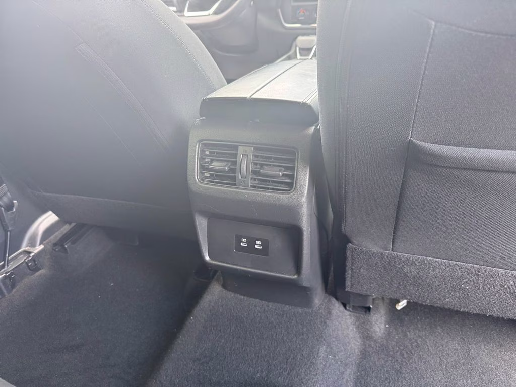2024 Brilliant Silver Metallic Nissan Rogue SV AWD SUV