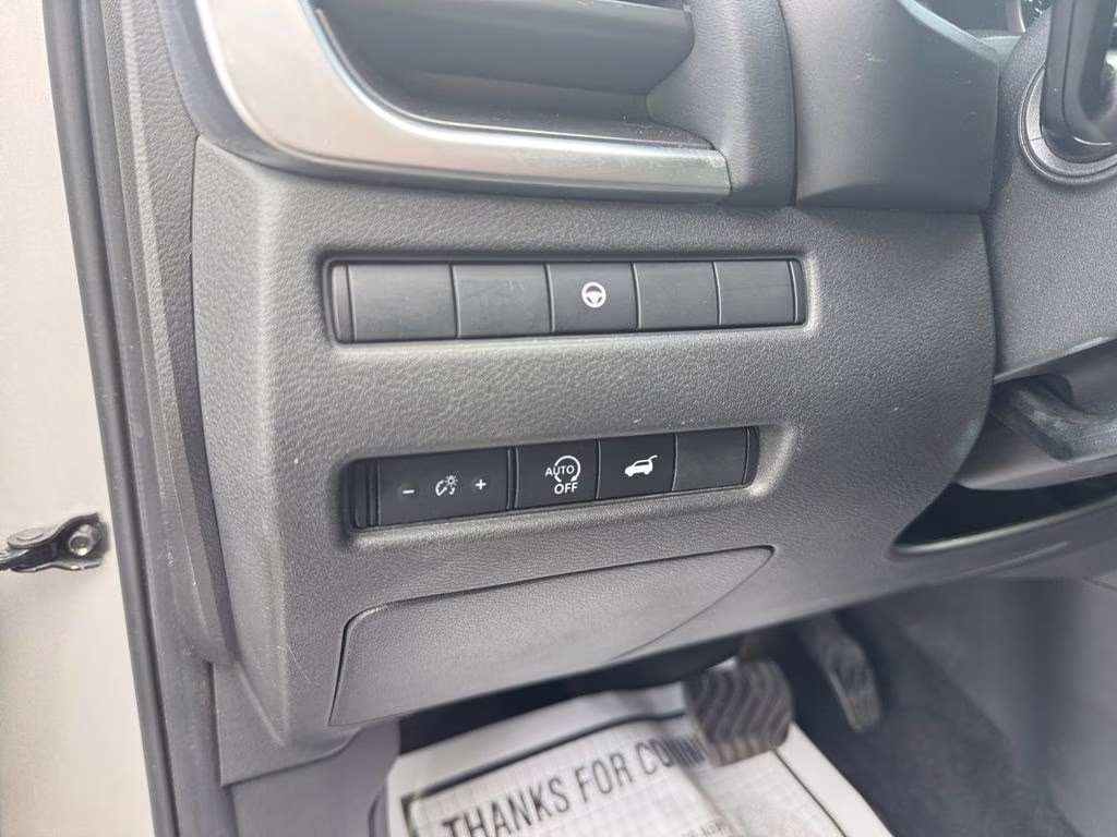 2024 Brilliant Silver Metallic Nissan Rogue SV AWD SUV