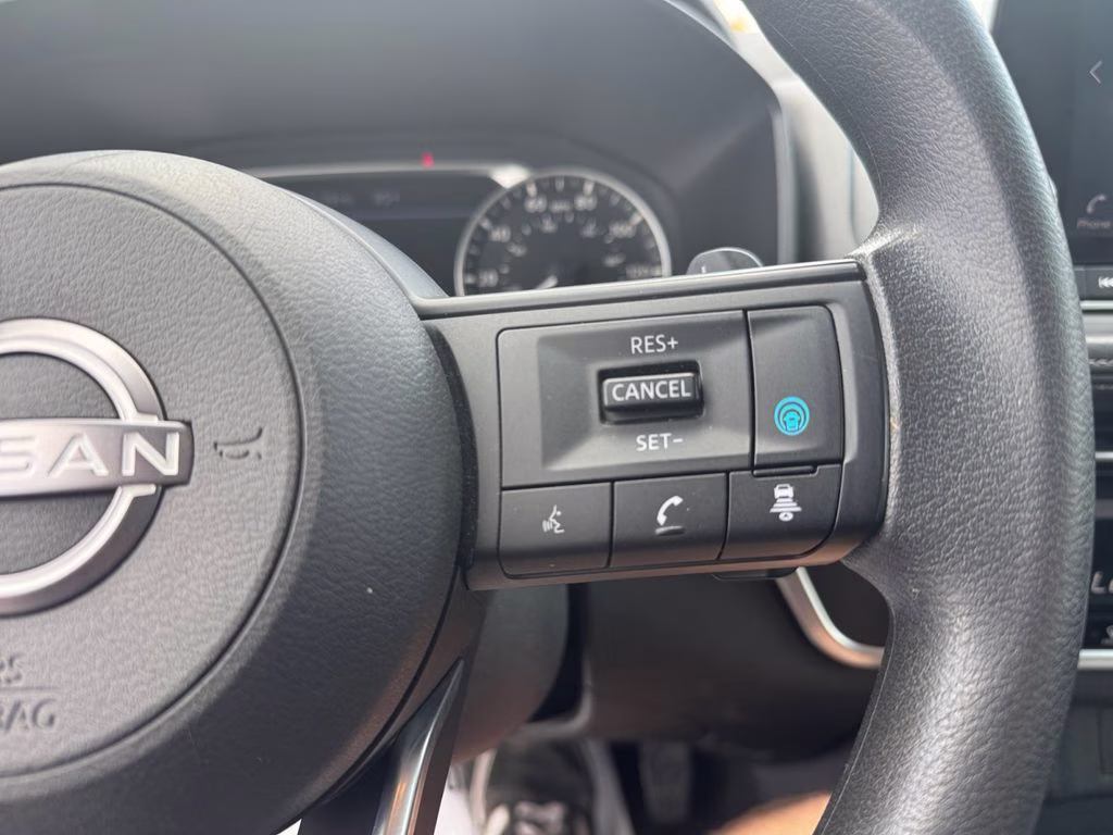 2024 Brilliant Silver Metallic Nissan Rogue SV AWD SUV