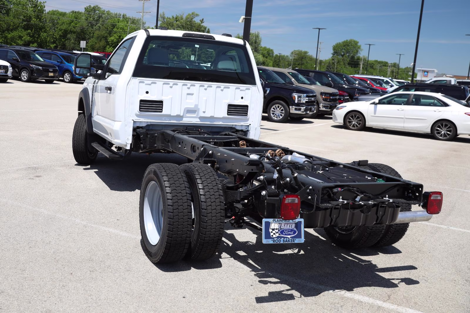 2026 Oxford White Ford Super Duty F-450 DRW XL RWD Truck