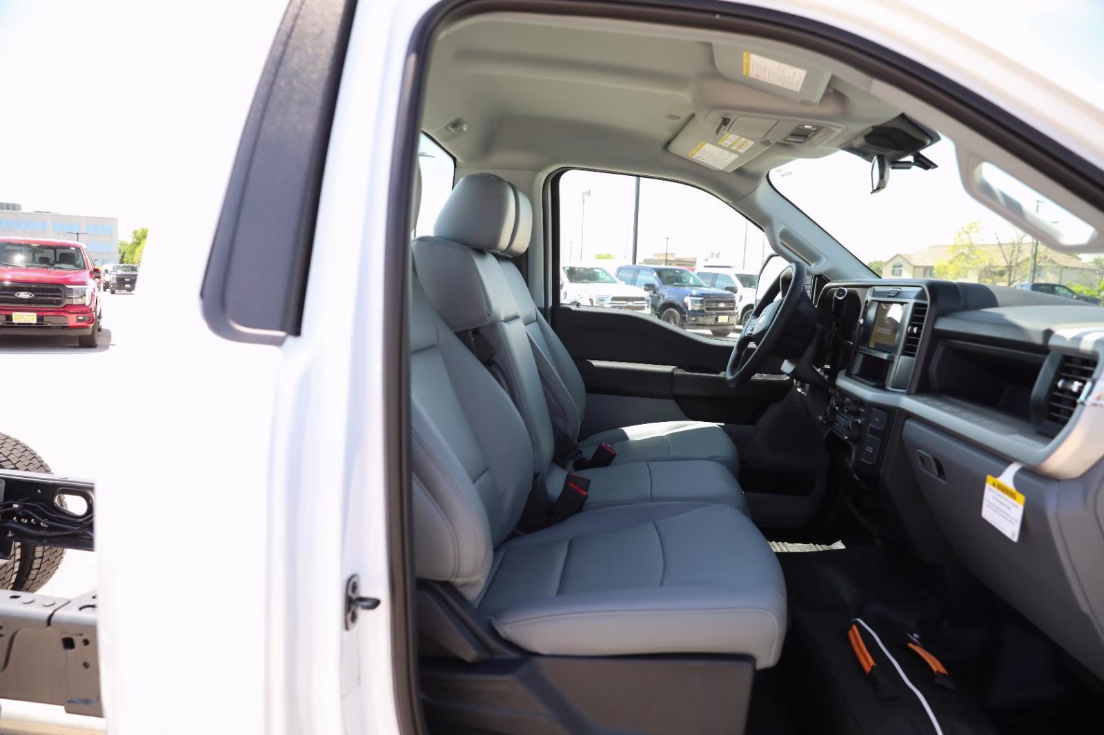 2026 Oxford White Ford Super Duty F-450 DRW XL RWD Truck