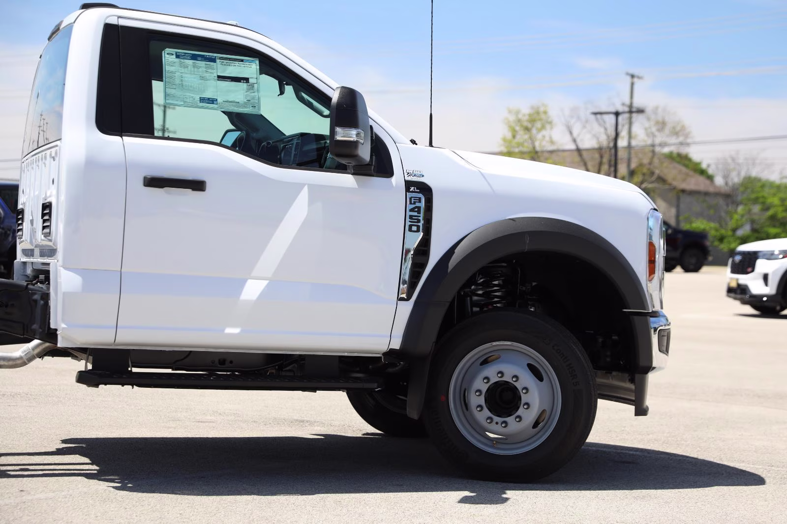 2026 Oxford White Ford Super Duty F-450 DRW XL RWD Truck