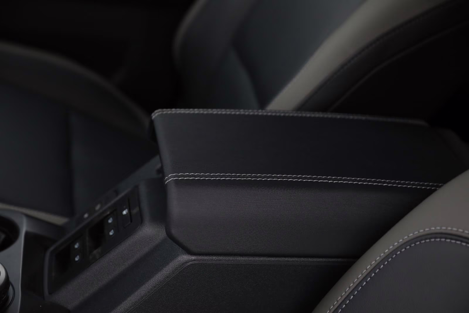 2026 Shadow Black Ford Bronco Outer Banks 4X4 SUV