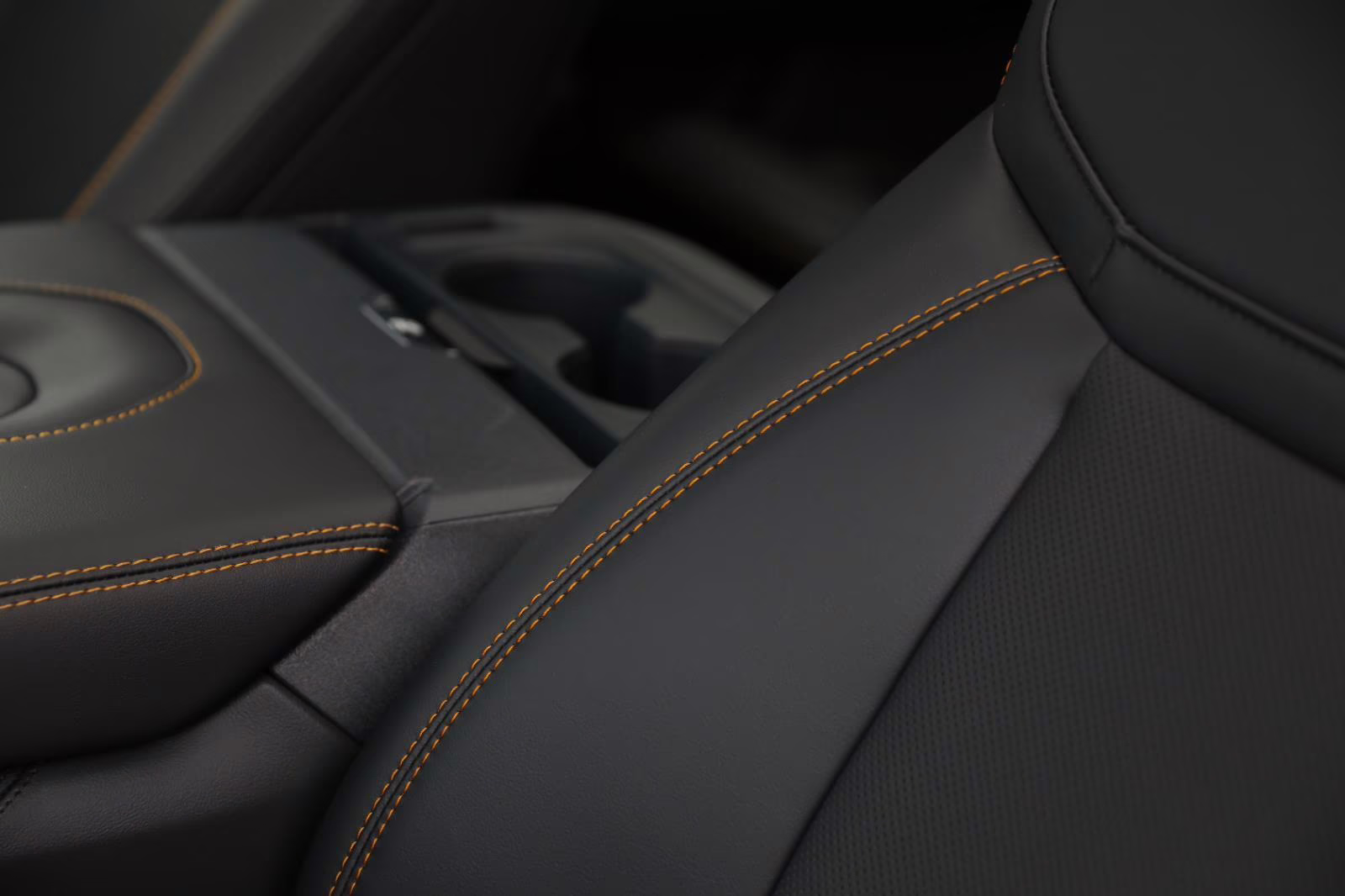 2026 Star White Metallic Tri-Coat Ford Expedition Tremor 4X4 SUV