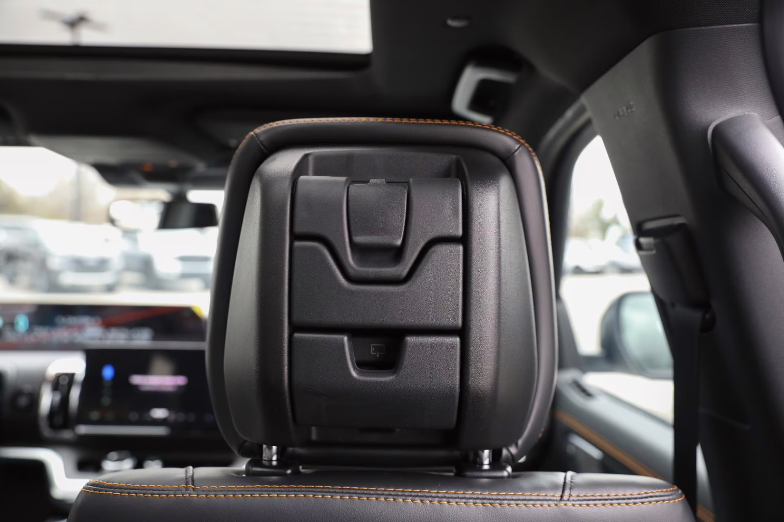 2026 Star White Metallic Tri-Coat Ford Expedition Tremor 4X4 SUV