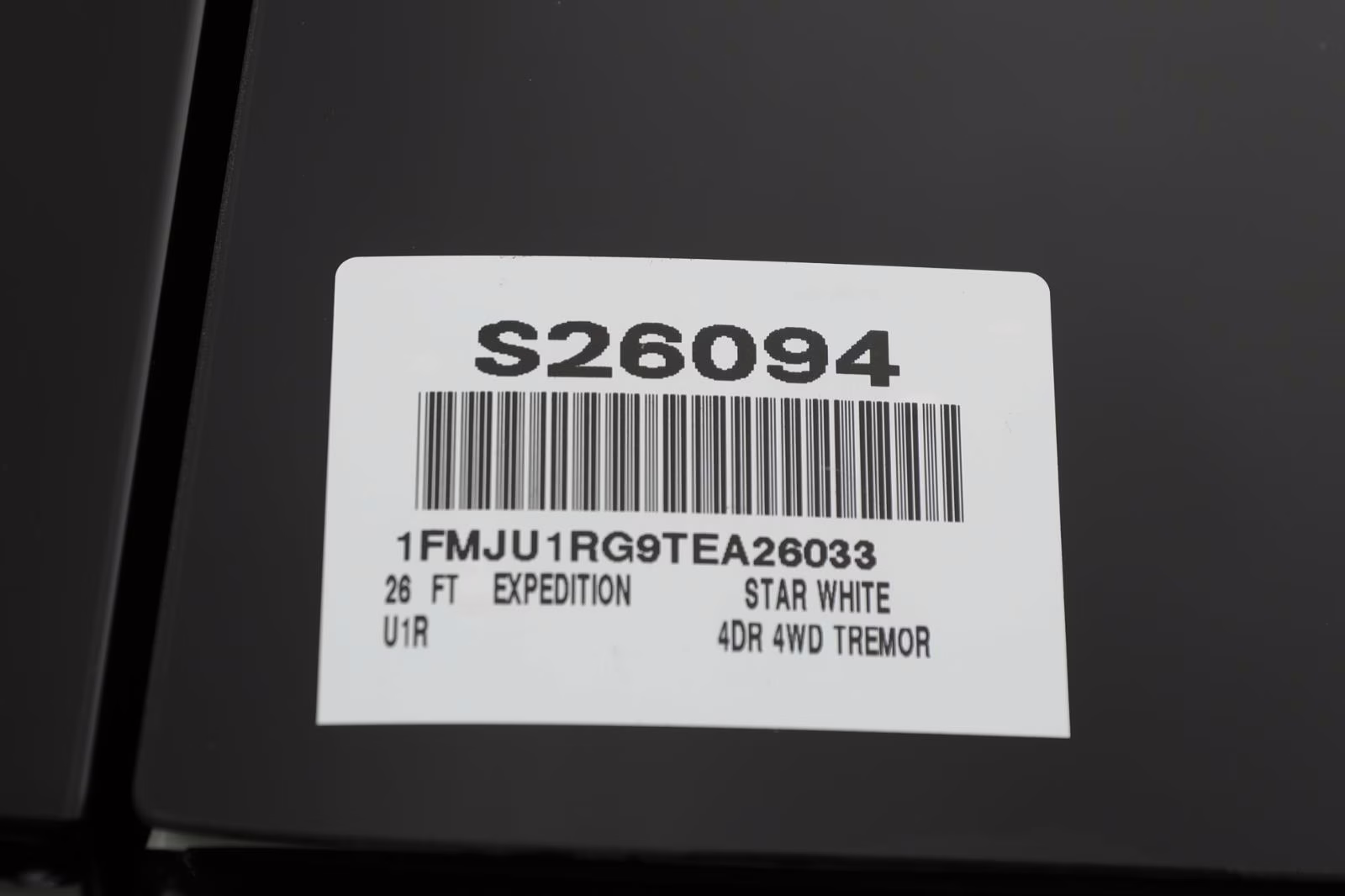 2026 Star White Metallic Tri-Coat Ford Expedition Tremor 4X4 SUV