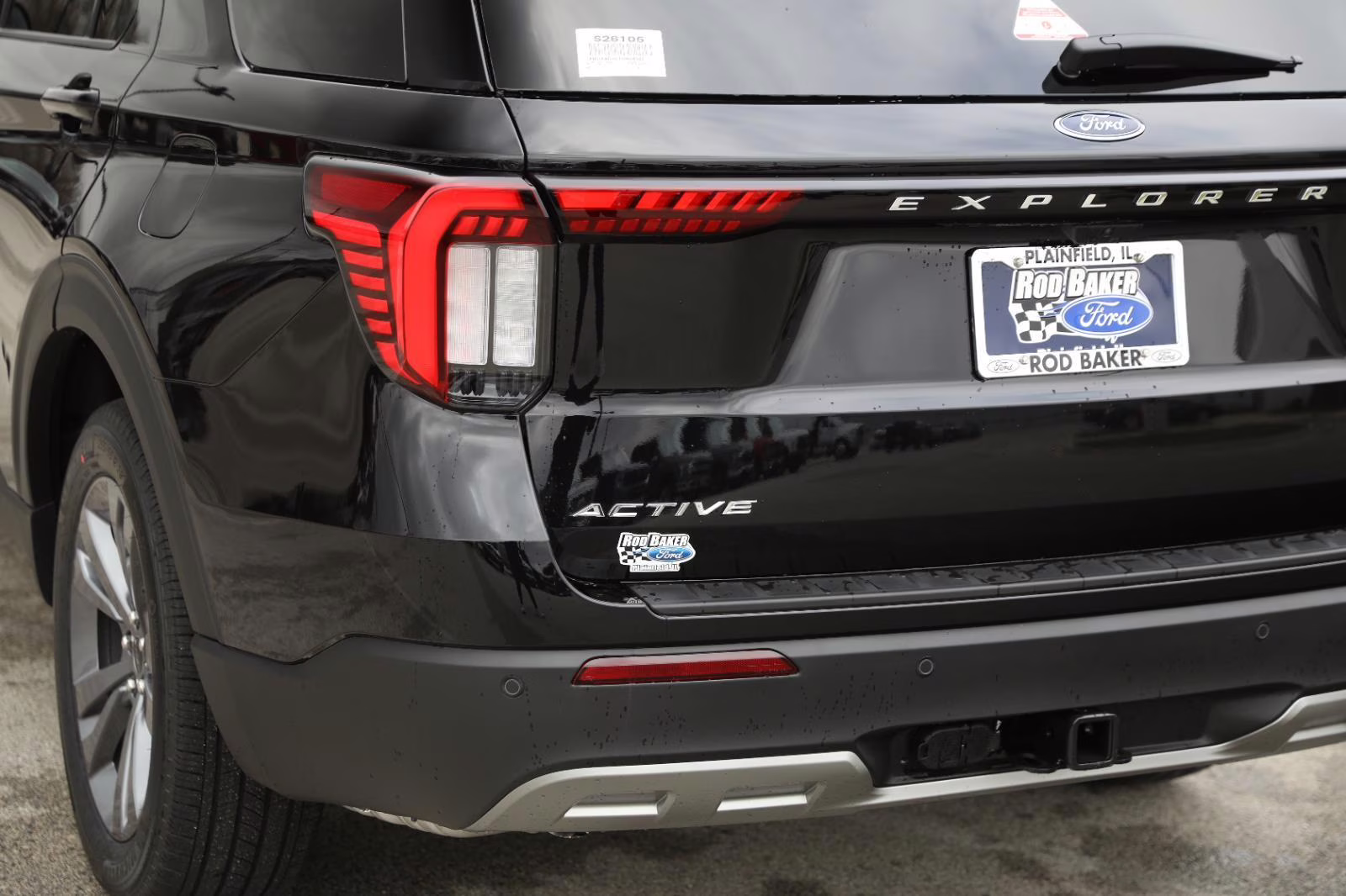 2026 Agate Black Metallic Ford Explorer Active w/200A Pkg 4X4 SUV