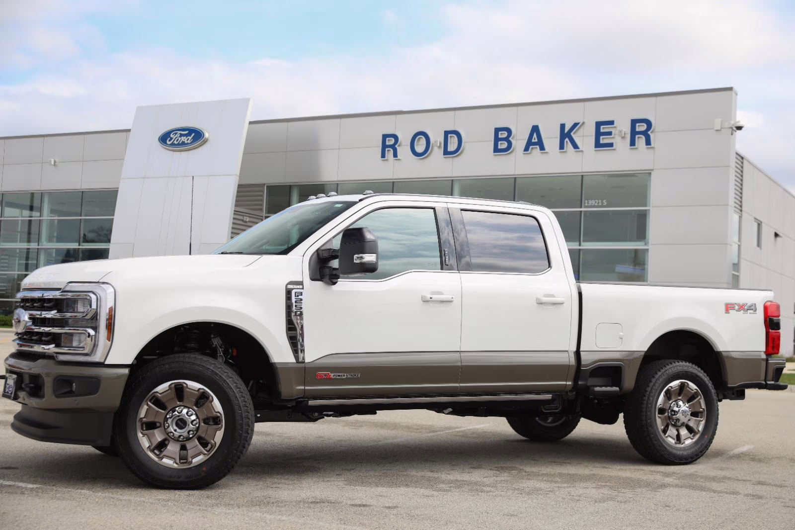 2026 Star White Metallic Tri-Coat Ford Super Duty F-250 SRW King Ranch 4X4 Truck