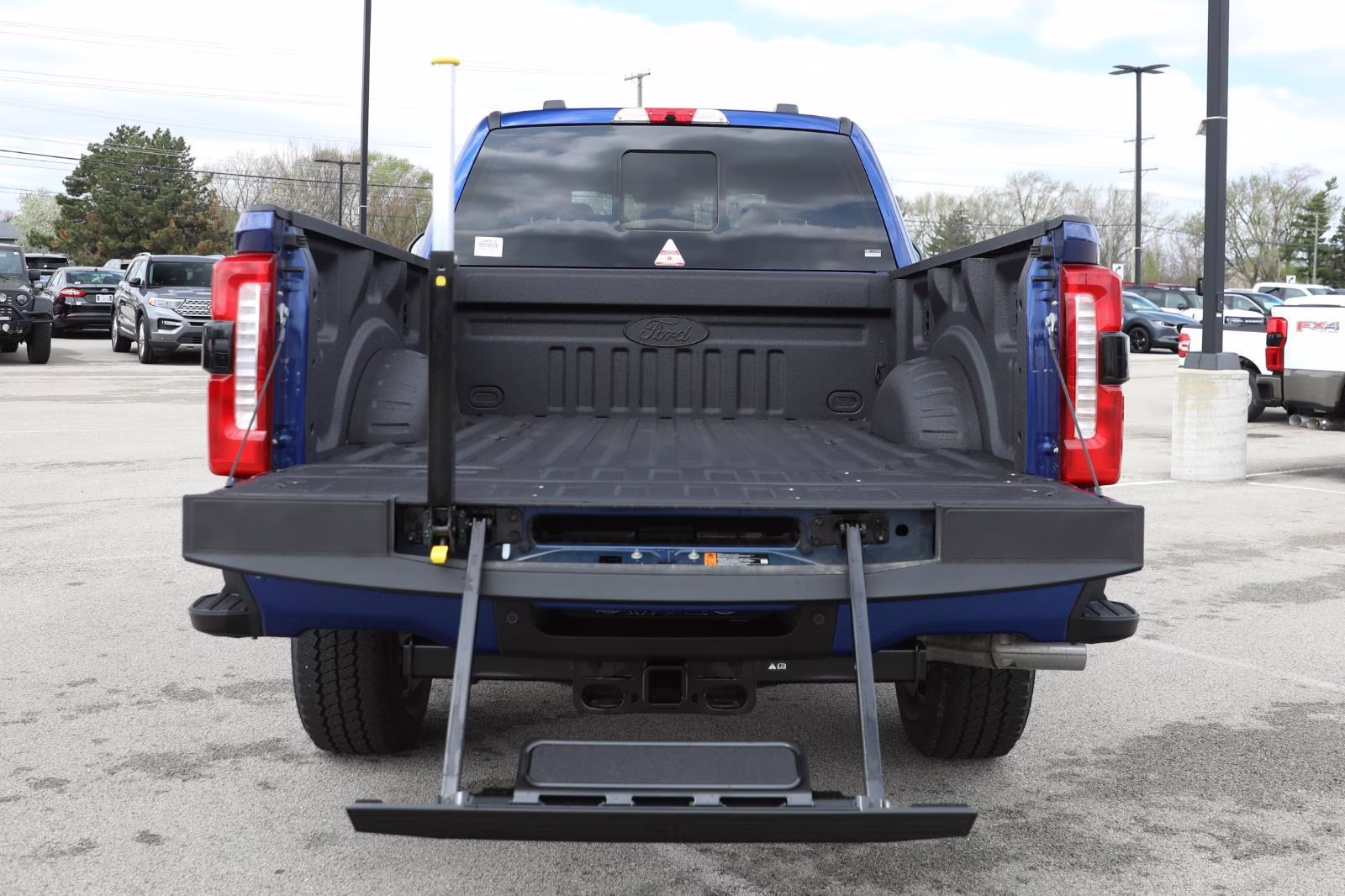 2026 Argon Blue Metallic Ford Super Duty F-250 SRW LARIAT 4X4 Truck