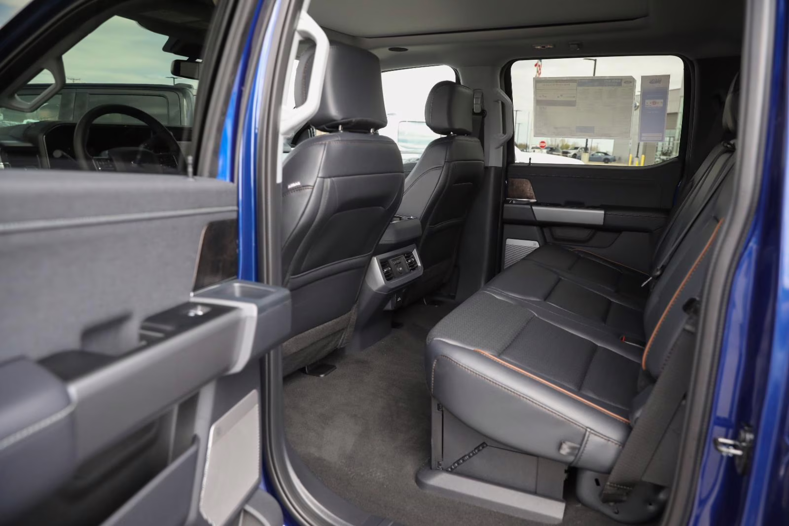 2026 Argon Blue Metallic Ford Super Duty F-250 SRW LARIAT 4X4 Truck