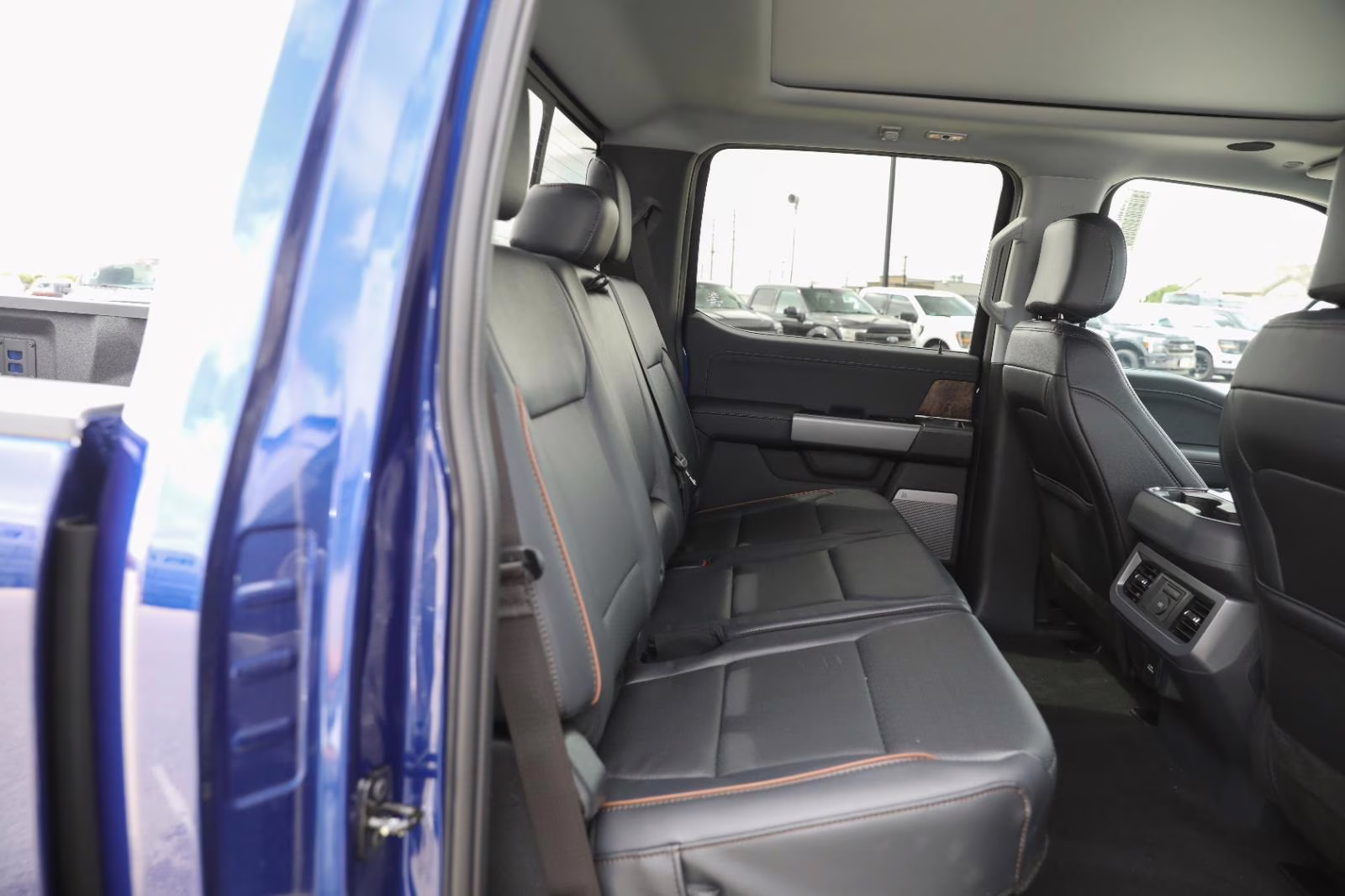 2026 Argon Blue Metallic Ford Super Duty F-250 SRW LARIAT 4X4 Truck