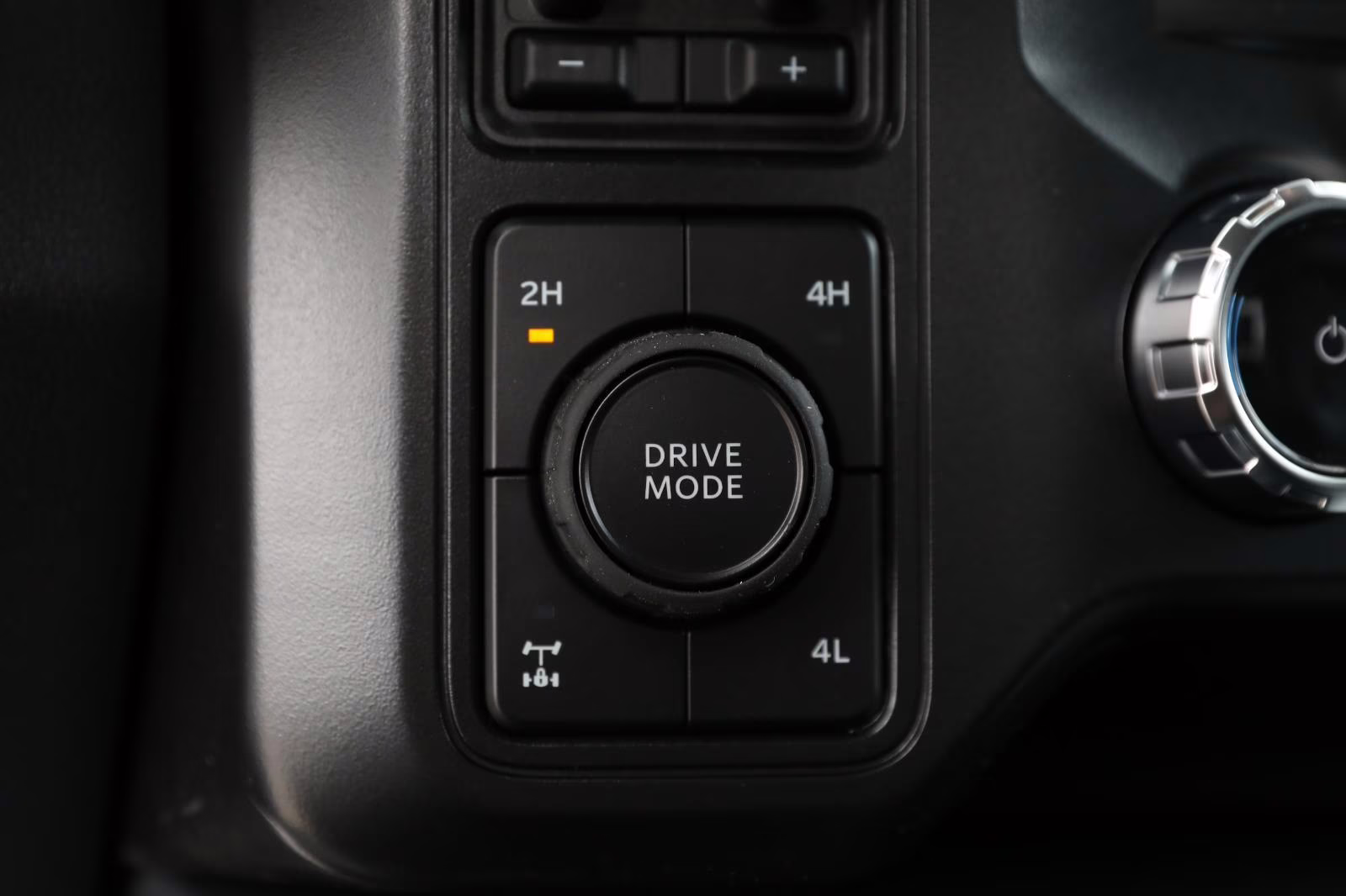 2026 Argon Blue Metallic Ford Super Duty F-250 SRW LARIAT 4X4 Truck