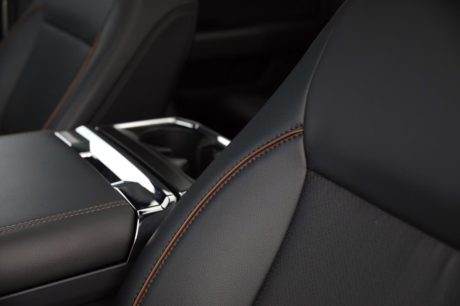 2026 Star White Metallic Tri-Coat Ford F-150 LARIAT 4X4 Truck