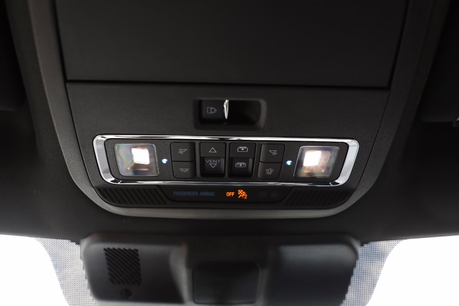 2026 Star White Metallic Tri-Coat Ford F-150 LARIAT 4X4 Truck