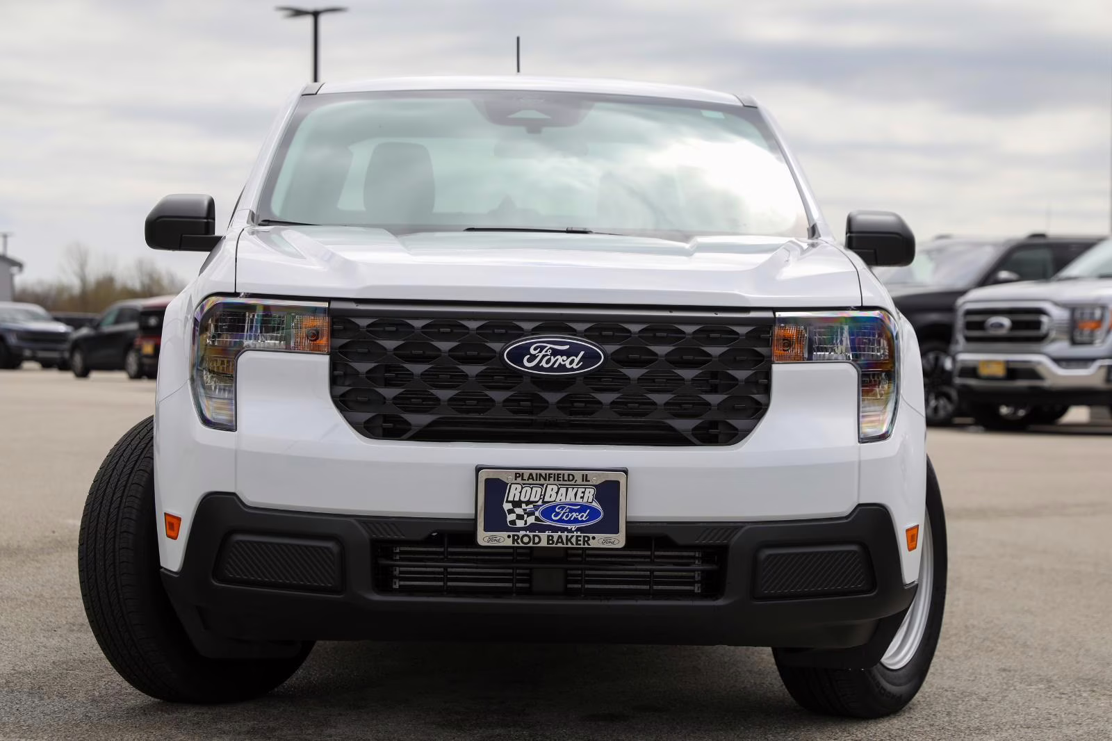 2026 Oxford White Ford Maverick XL AWD Truck