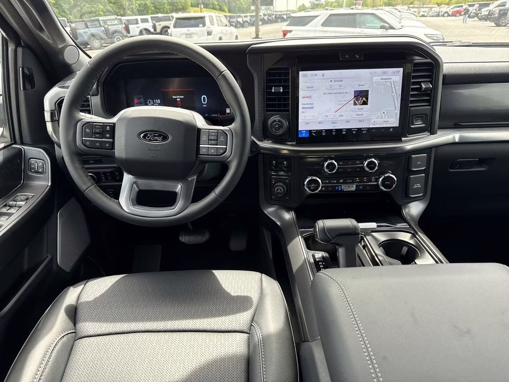 2026 White Ford F-150 Lariat 4X4 Truck
