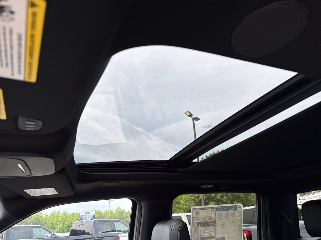 2026 White Ford F-150 Lariat 4X4 Truck