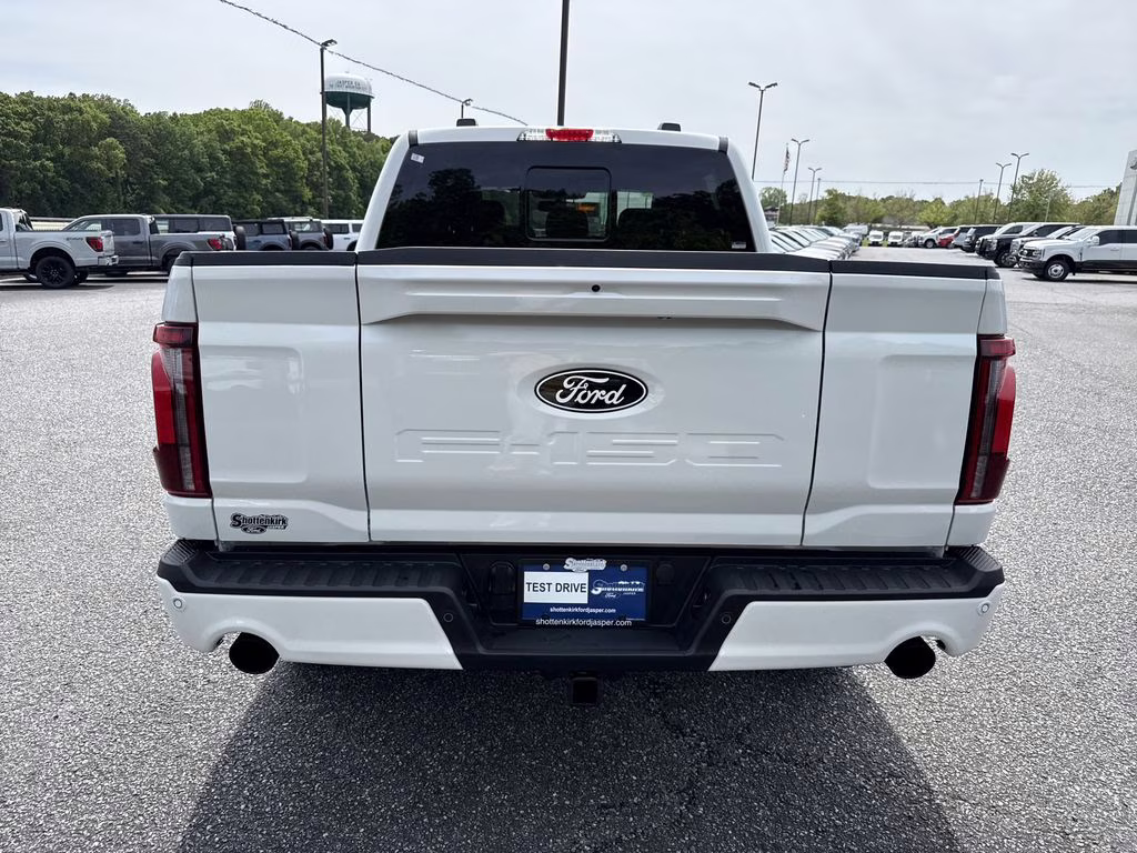 2026 White Ford F-150 Lariat 4X4 Truck