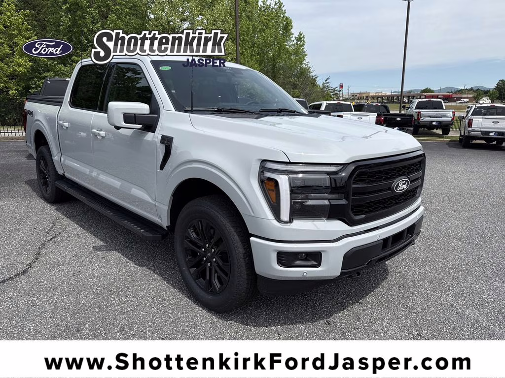 2026 Avalanche Ford F-150 Lariat 4X4 Truck