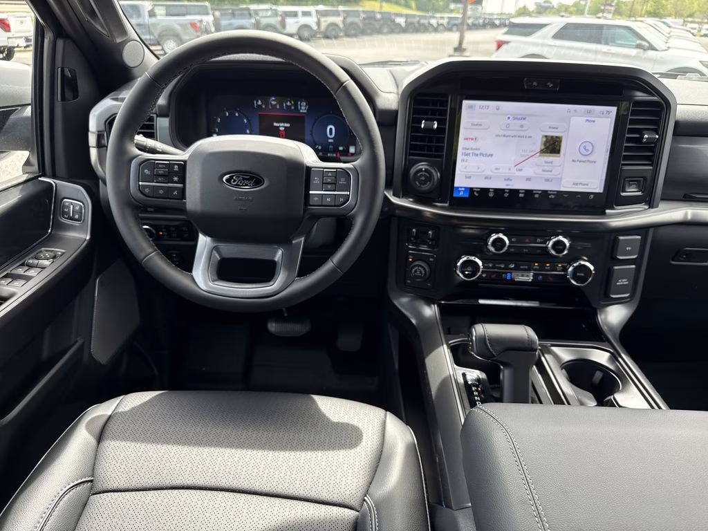 2026 Avalanche Ford F-150 Lariat 4X4 Truck