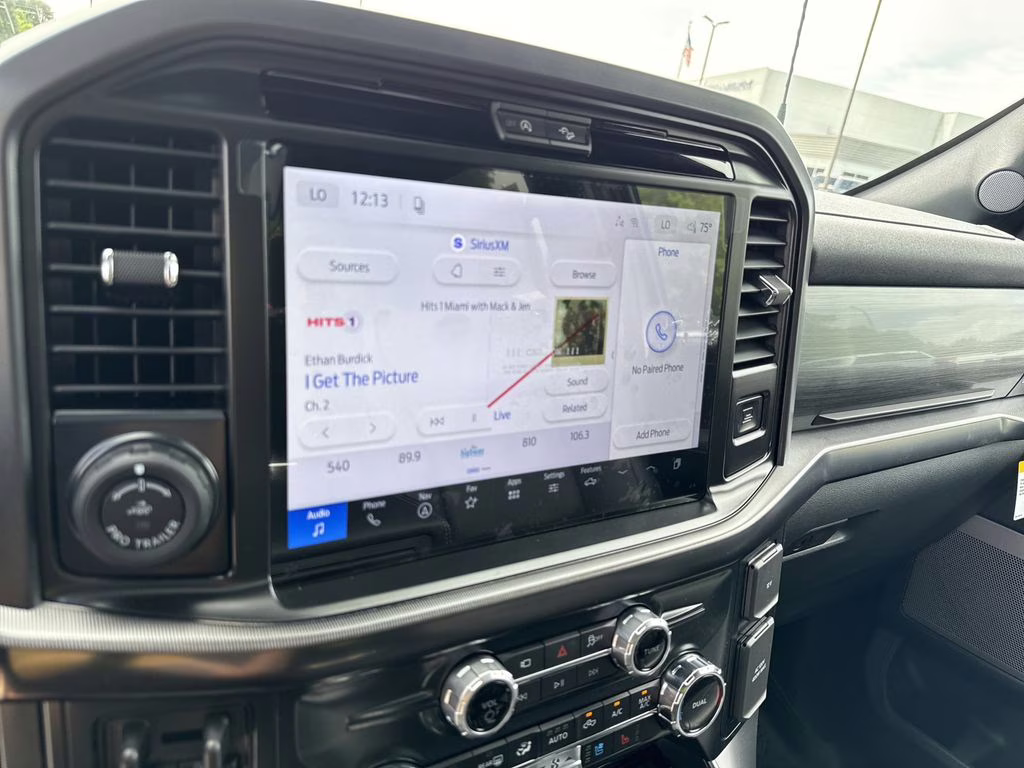2026 Avalanche Ford F-150 Lariat 4X4 Truck
