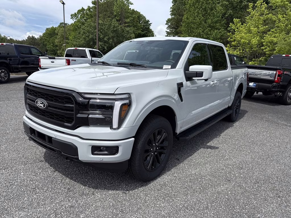 2026 Avalanche Ford F-150 Lariat 4X4 Truck