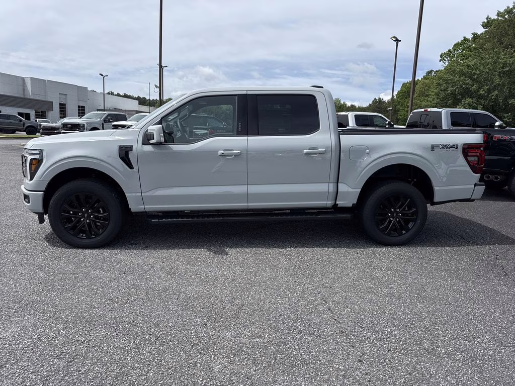 2026 Avalanche Ford F-150 Lariat 4X4 Truck