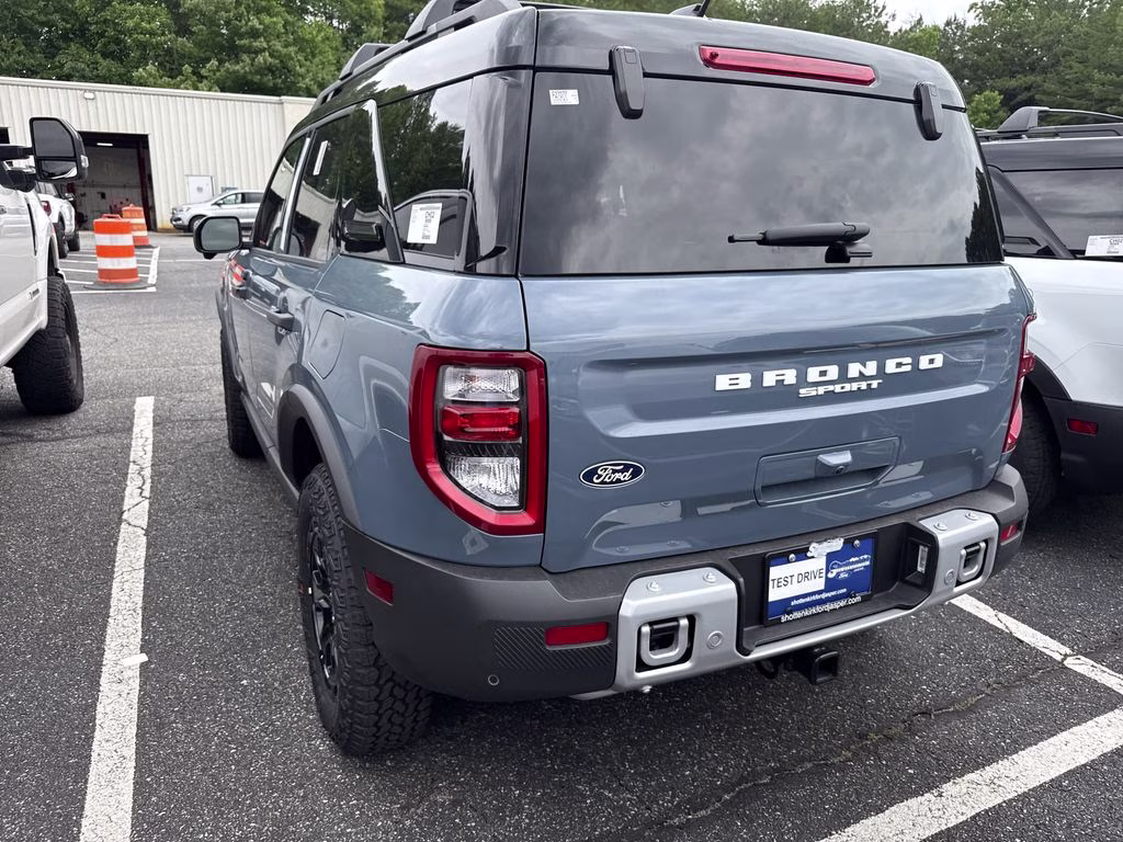 2026 Azure Gray Metallic Tri-Coat Ford Bronco Sport Outer Banks 4X4 SUV