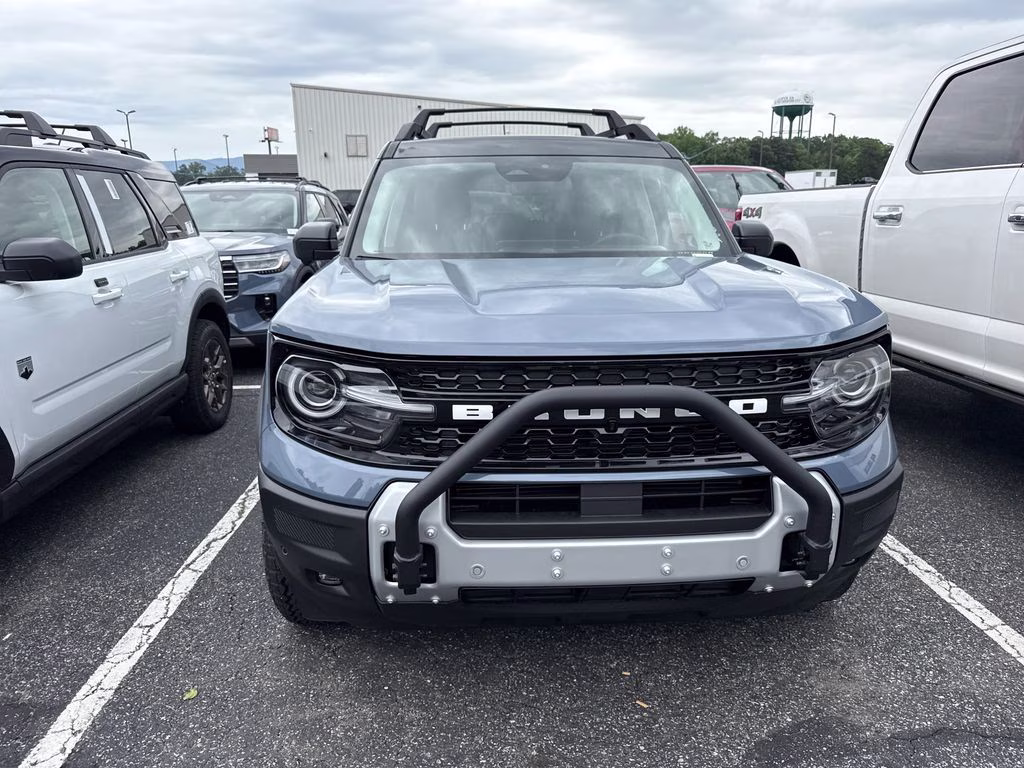 2026 Azure Gray Metallic Tri-Coat Ford Bronco Sport Outer Banks 4X4 SUV