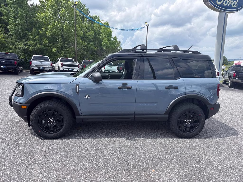 2026 Azure Gray Metallic Tri-Coat Ford Bronco Sport Outer Banks 4X4 SUV
