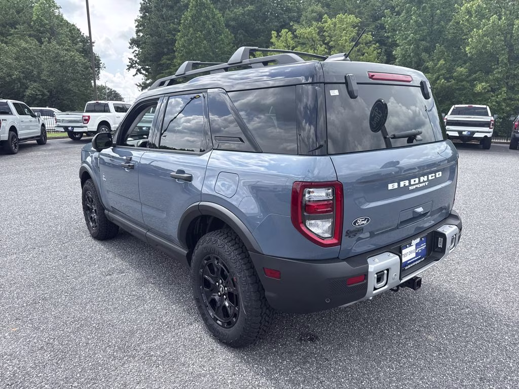 2026 Azure Gray Metallic Tri-Coat Ford Bronco Sport Outer Banks 4X4 SUV