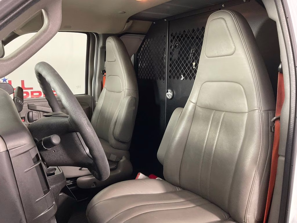2021 Summit White GMC Savana 2500 V8 Work Van RWD Van