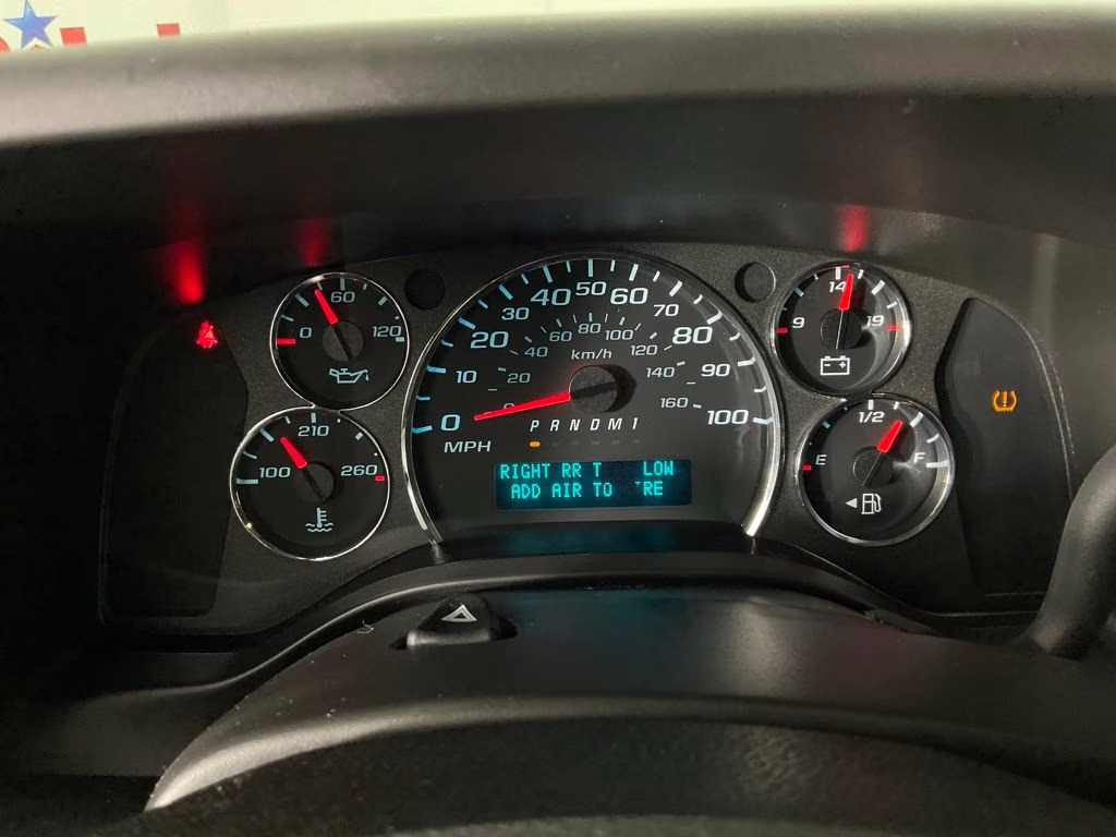 2021 Summit White GMC Savana 2500 V8 Work Van RWD Van