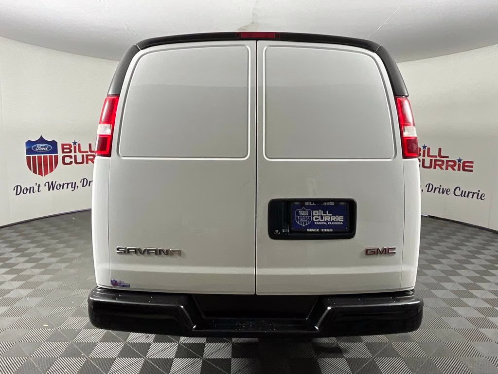 2021 Summit White GMC Savana 2500 V8 Work Van RWD Van