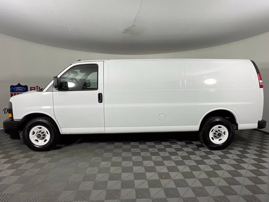 2021 Summit White GMC Savana 2500 V8 Work Van RWD Van