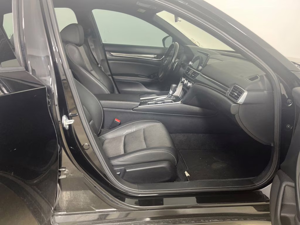 2022 Crystal Black Pearl Honda Accord Sport FWD Sedan