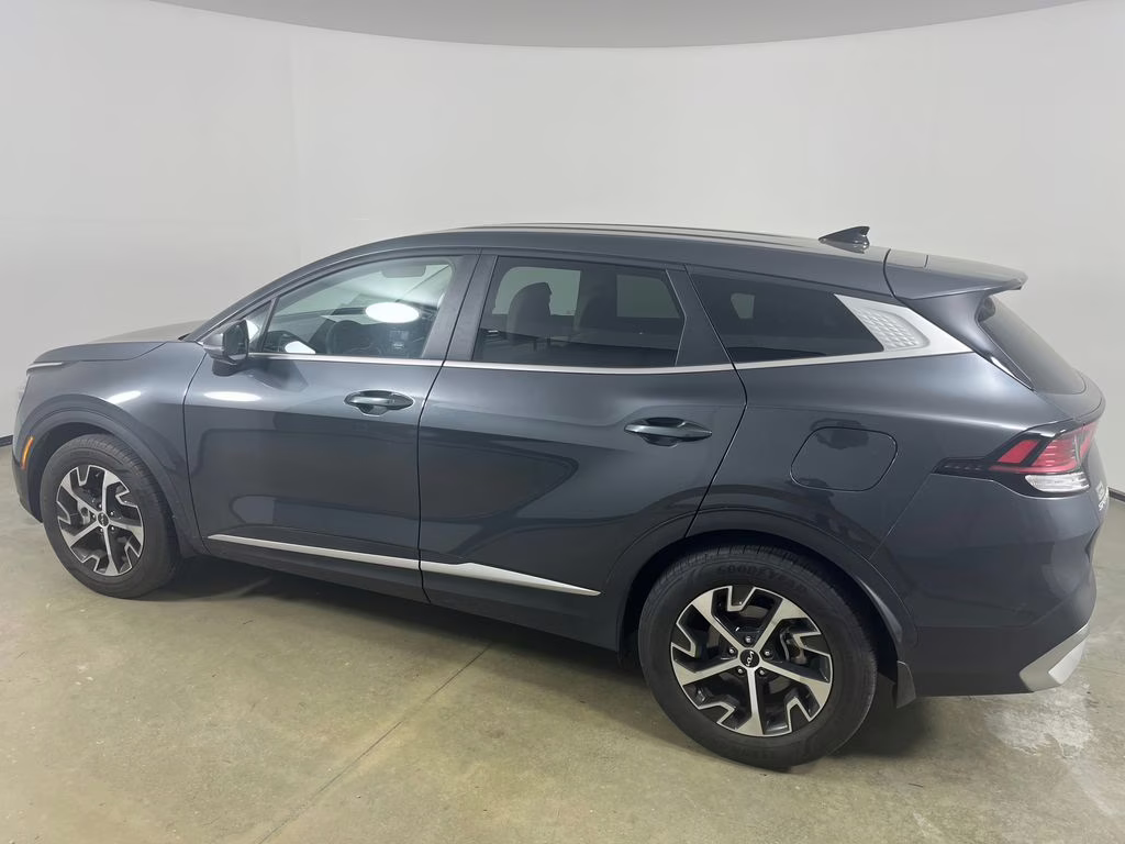 2025 Gravity Gray Kia Sportage EX FWD SUV