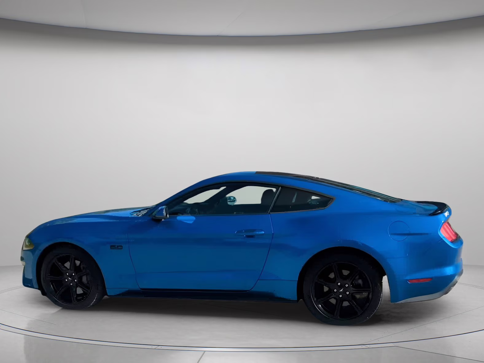 2020 Velocity Blue Metallic Ford Mustang GT Premium RWD Coupe