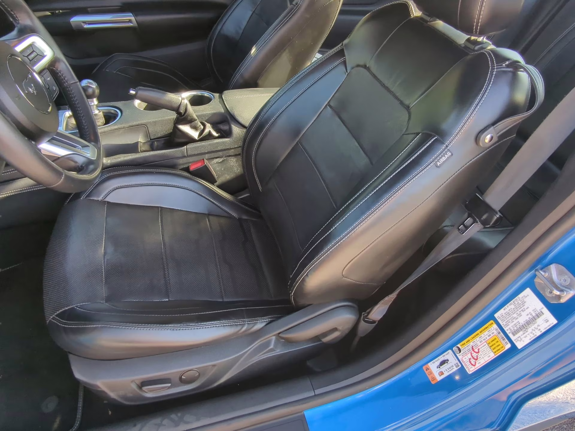 2020 Velocity Blue Metallic Ford Mustang GT Premium RWD Coupe
