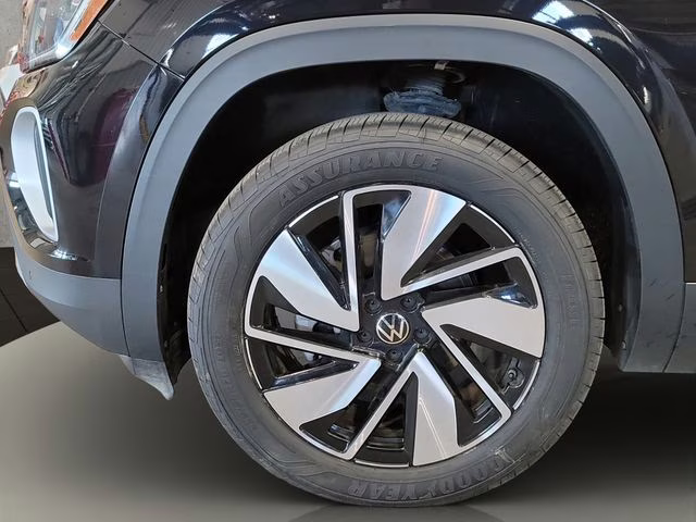 2025 Deep Black Pearl Volkswagen Atlas 2.0T SE w/Technology AWD SUV