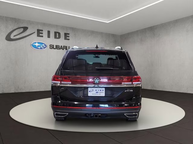 2025 Deep Black Pearl Volkswagen Atlas 2.0T SE w/Technology AWD SUV