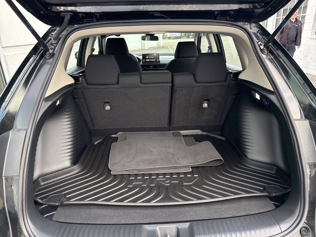 2025 Crystal Black Pearl Honda HR-V LX AWD SUV