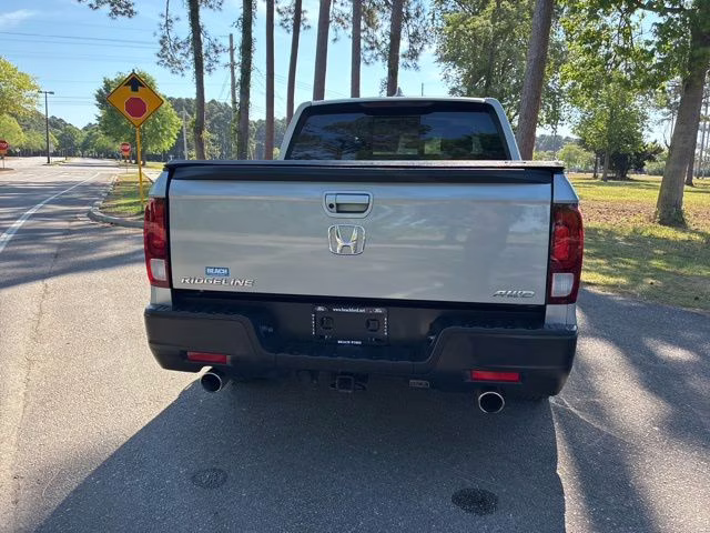 2023 Honda Ridgeline RTL AWD Truck
