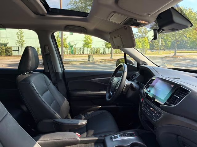 2023 Honda Ridgeline RTL AWD Truck