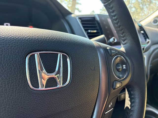 2023 Honda Ridgeline RTL AWD Truck