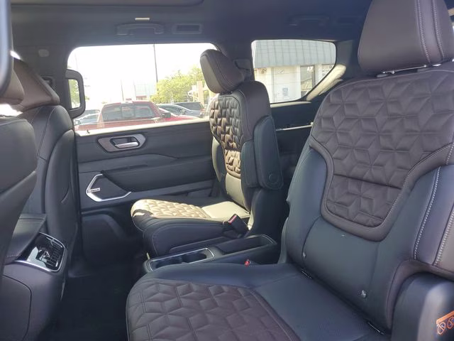 2026 Alpine Metallic Nissan Armada Platinum Reserve 4X4 SUV